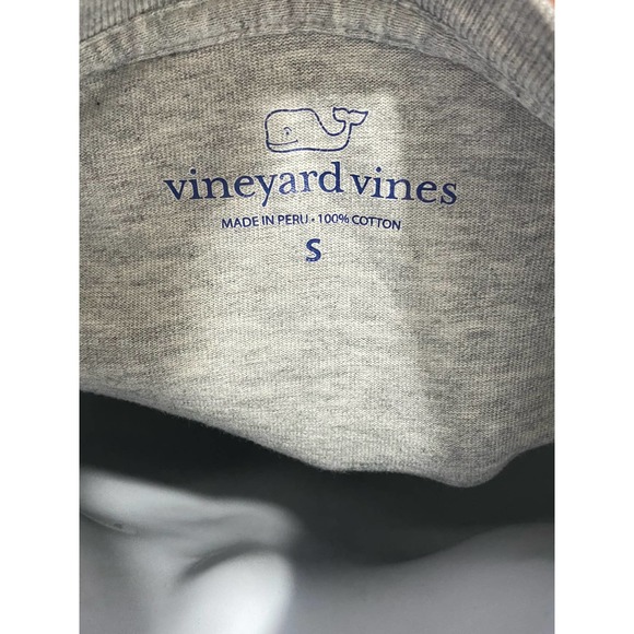 Vineyard Vines Shirt Men Small Gray Long Sleeve Tee Happy New Years 2020 - Picture 8 of 12